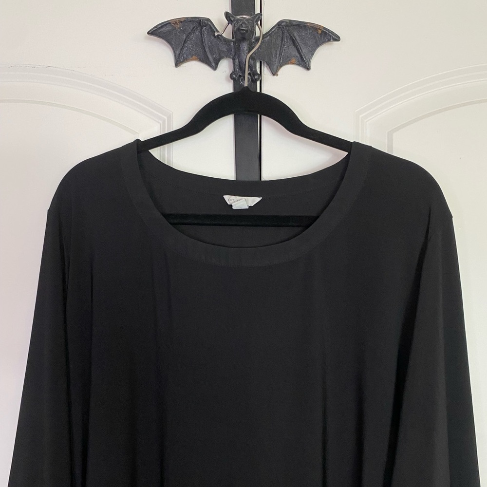 Gothic Black Flowy Tunic Top, Sheer Trim accent, Stretch, size - Picture 3 of 8